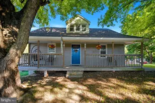 991 Hammonds Mill Rd, Hedgesville, WV 25427 - Photo 1
