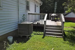 623 Silver Ln, Martinsburg, WV 25401 - Photo 5