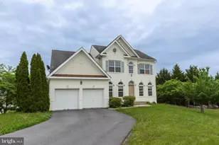 391 Sheerer Dr, Martinsburg, WV 25404 - Photo 1