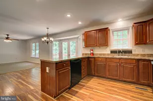 228 Warner Ln, Hedgesville, WV 25427 - Photo 13