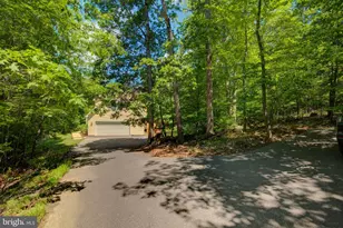 228 Warner Ln, Hedgesville, WV 25427 - Photo 9