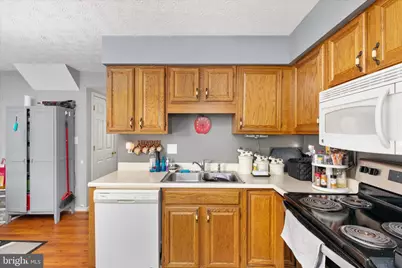 132 Stadium Circle, Inwood, WV 25428 - Photo 5