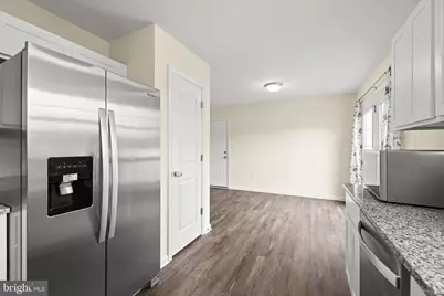 300 Hannah Lane, Bunker Hill, WV 25413 - Photo 17
