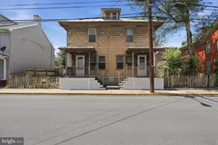 226 N Spring St, Martinsburg, WV 25401 - Photo 1