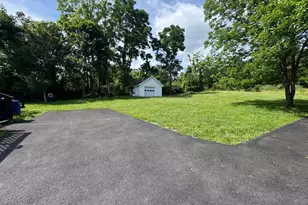 7865 Hedgesville Rd, Hedgesville, WV 25427 - Photo 11