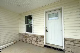 120 Barrier Reef Dr, Martinsburg, WV 25403 - Photo 3