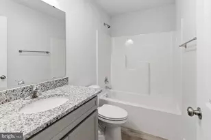 120 Barrier Reef Dr, Martinsburg, WV 25403 - Photo 19