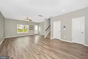 42 Eakins Ln, Martinsburg, WV 25401 - Photo 11