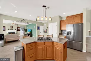 533 Rubens Cir, Martinsburg, WV 25403 - Photo 5