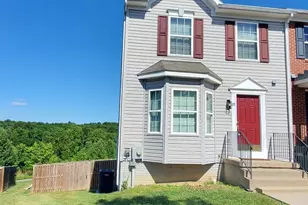 29 Litchfield Ln E, Martinsburg, WV 25405 - Photo 1