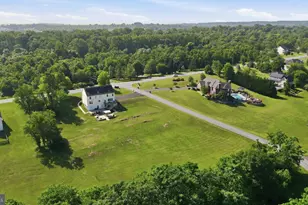 18 Treasure Dr, Martinsburg, WV 25403 - Photo 11