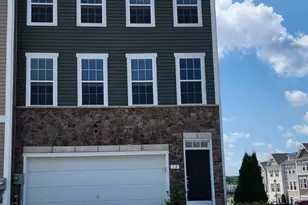 12 Stafford Pl, Falling Waters, WV 25419 - Photo 1