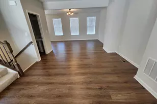 12 Stafford Pl, Falling Waters, WV 25419 - Photo 7