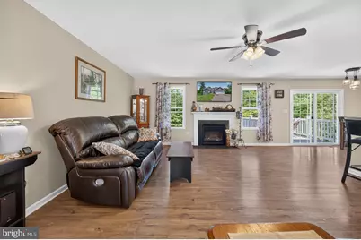463 Executive Way, Hedgesville, WV 25427 - Photo 33