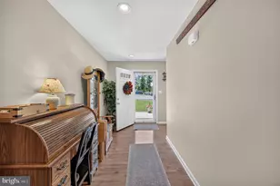 463 Executive Way, Hedgesville, WV 25427 - Photo 31