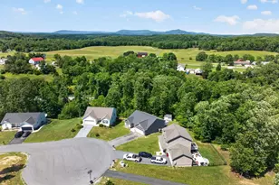 463 Executive Way, Hedgesville, WV 25427 - Photo 5