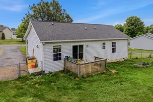 18 Pacific Blvd, Hedgesville, WV 25427 - Photo 17