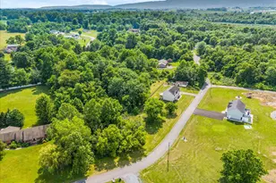 161 Sharons Ln, Martinsburg, WV 25403 - Photo 59
