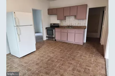 406 E Moler Avenue #1, Martinsburg, WV 25404 - Photo 5