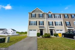 15 Snickers Ct, Martinsburg, WV 25403 - Photo 1