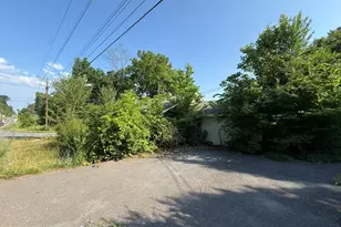 608 Gosling Marsh Rd, Martinsburg, WV 25404 - Photo 11