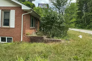608 Gosling Marsh Rd, Martinsburg, WV 25404 - Photo 1