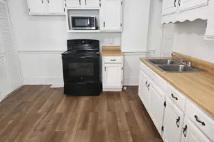 806 John Street W, Martinsburg, WV 25401 - Photo 3