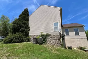 132 Rubens Cir, Martinsburg, WV 25403 - Photo 9