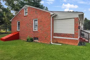 165 Brookdale Ave, Martinsburg, WV 25401 - Photo 7