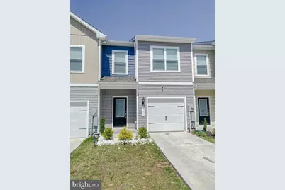 131 Cramsford Street, Falling Waters, WV 25419 - Photo 1
