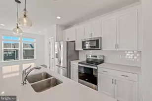 242 Charterhouse St, Falling Waters, WV 25419 - Photo 25
