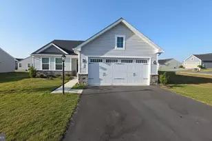 14 Wyoming Wy, Hedgesville, WV 25427 - Photo 1