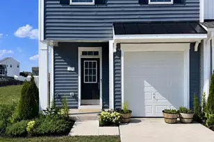 13 Colchester Ct, Bunker Hill, WV 25413 - Photo 1