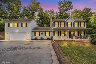 9 Jeanna Ln, Falling Waters, WV 25419 - Photo 1