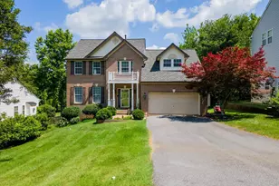 1604 Memorial Park Ave, Martinsburg, WV 25401 - Photo 1