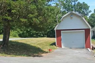 702 Dollar, Bunker Hill, WV 25413 - Photo 31