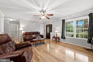 36 Isaac Dr, Bunker Hill, WV 25413 - Photo 11