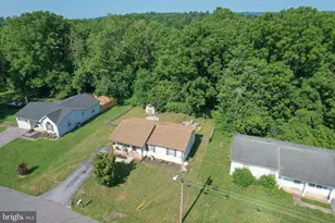 168 Dexter Dr, Martinsburg, WV 25405 - Photo 41