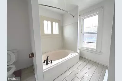 703 Second St #B, Martinsburg, WV 25404 - Photo 11