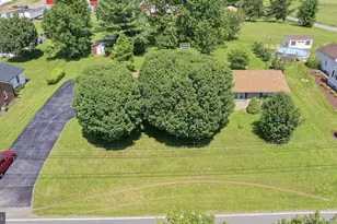 1439 Bedington Rd, Martinsburg, WV 25404 - Photo 11
