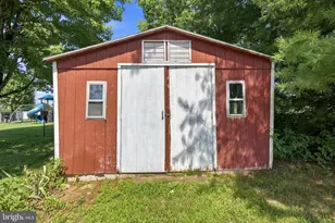1439 Bedington Rd, Martinsburg, WV 25404 - Photo 53