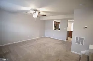 56 Loblolly Dr, Bunker Hill, WV 25413 - Photo 5