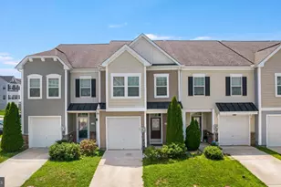 136 Oflannery Ct, Martinsburg, WV 25403 - Photo 1