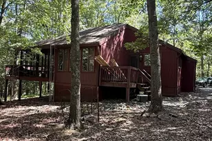 19 Snowflake Ln, Hedgesville, WV 25427 - Photo 1