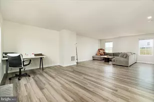 214 Otero Ln, Hedgesville, WV 25427 - Photo 3