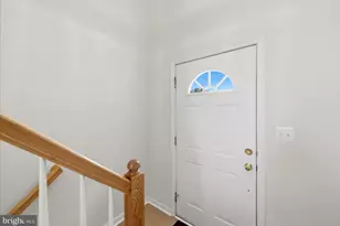 224 Ford Cir, Inwood, WV 25428 - Photo 5