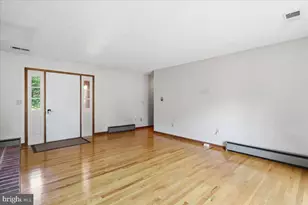 121 Belle Boyd Blvd, Inwood, WV 25428 - Photo 5