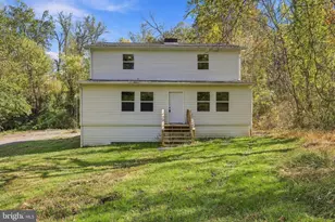 132 Riverview Dr, Falling Waters, WV 25419 - Photo 1
