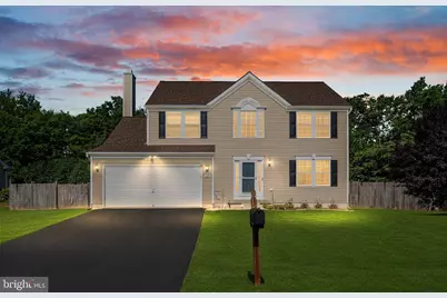 428 Calvert Circle, Bunker Hill, WV 25413 - Photo 1