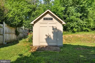 428 Calvert Cir, Bunker Hill, WV 25413 - Photo 25